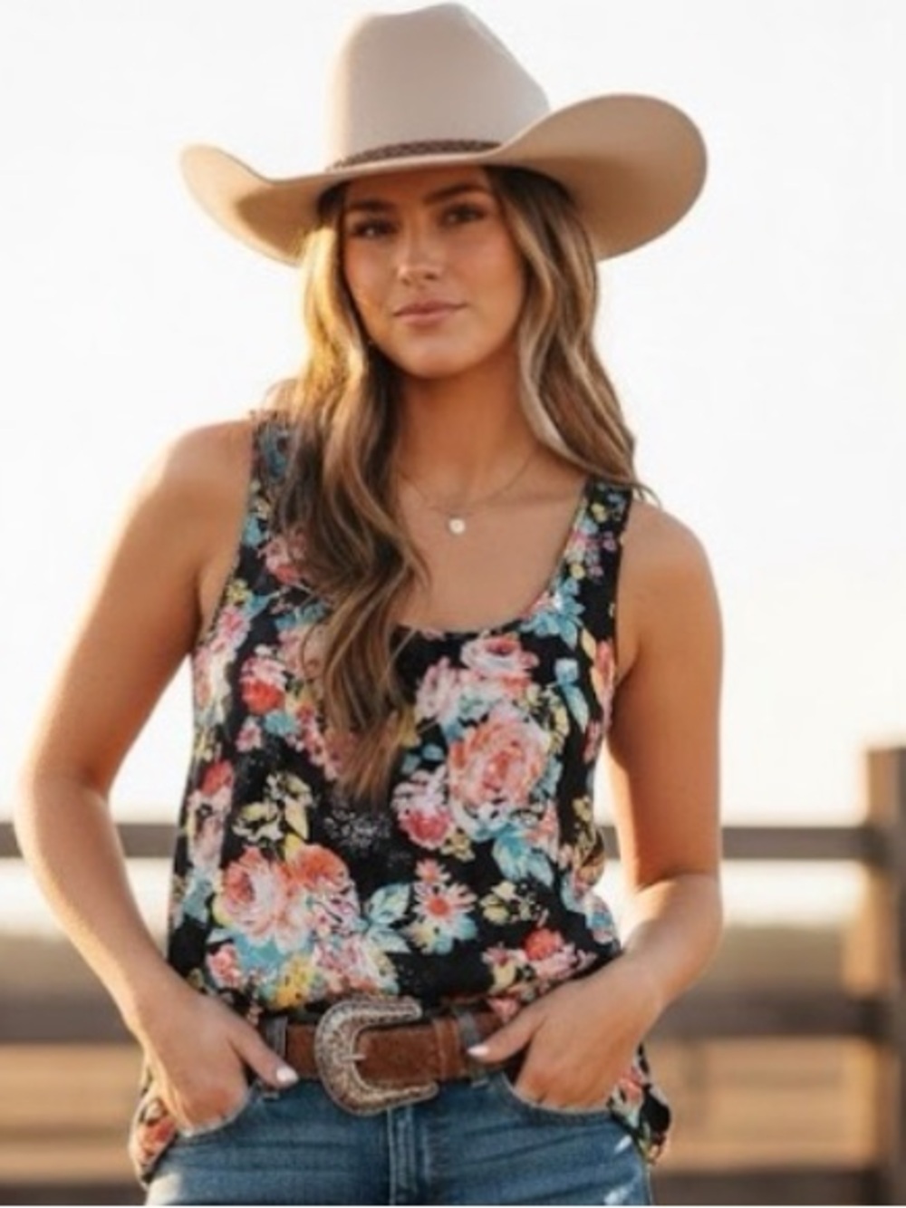 Ambiance Apparel Sleeveless black‎ Floral Blouse Medium Crop top shirt*